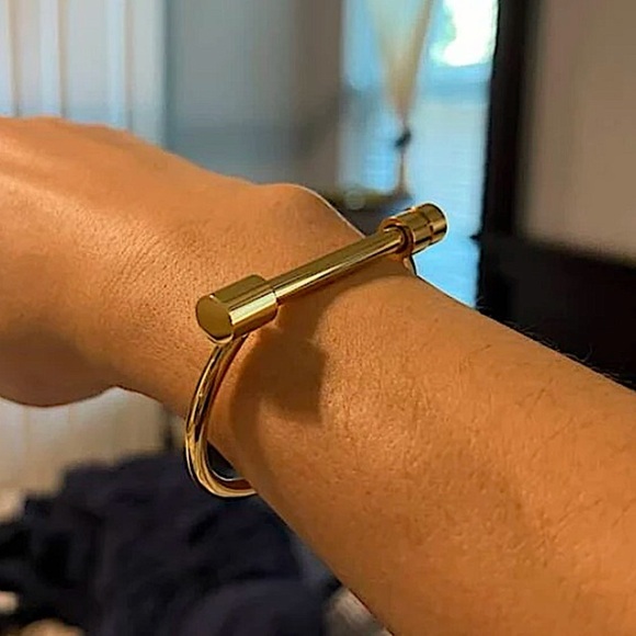 Gold Plated Bar Screw Bangle Bracelet Nail Screwdriver - Picture 9 of 11